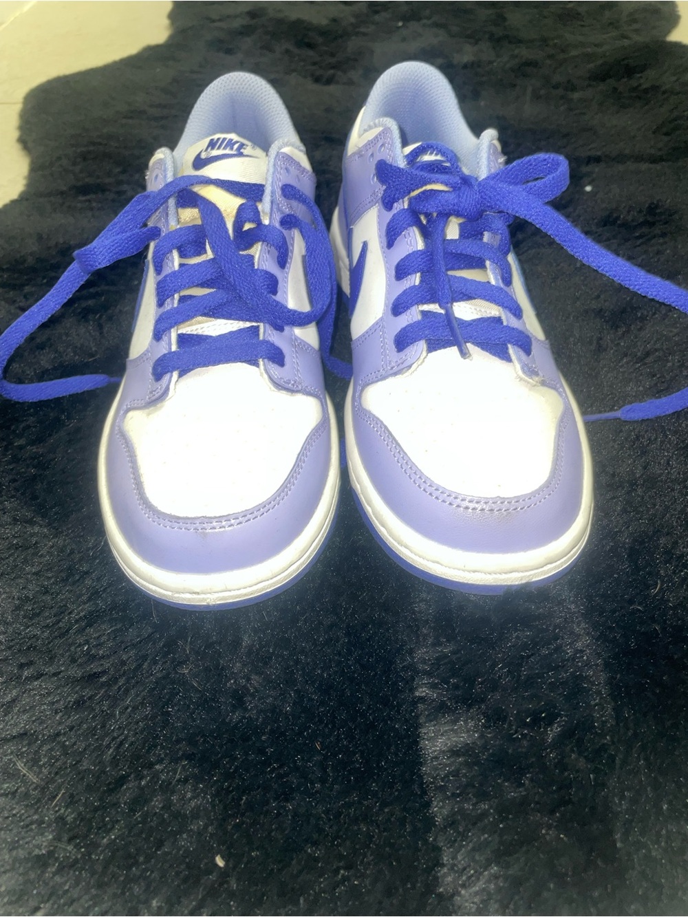 Nike Kids White and Purple Low-Top Sneakers